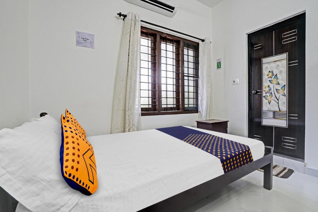 Spot On Blissful Villa Kochi Dış mekan fotoğraf